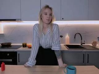 ara_brafford on Flirt4Free 