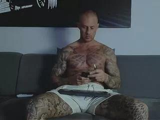 calvin_hunt on Flirt4Free