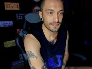 daamian_cox on Flirt4Free 