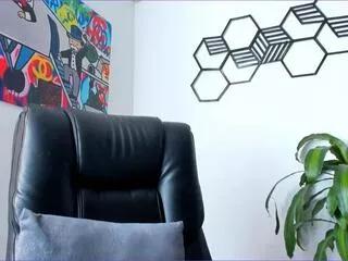 derry_adams on Flirt4Free 