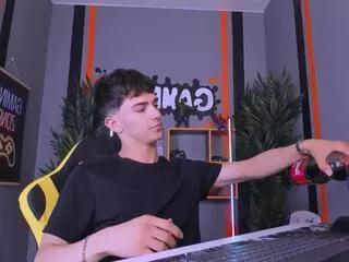 larry_gothemy on Flirt4Free 