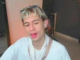 mattias_dantee on Flirt4Free 