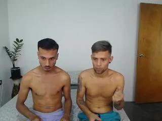 nicolas_ocando_tyrone_velez on Flirt4Free