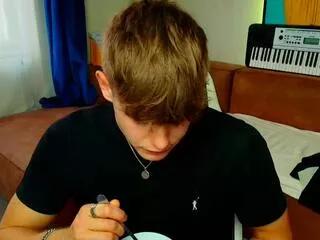 russ_madison on Flirt4Free 