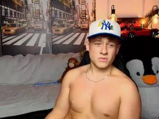 zeke_carter on Flirt4Free 