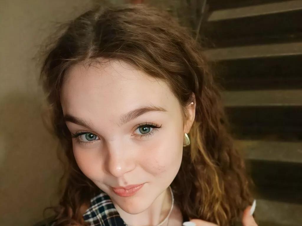 NorahGrengh on LiveJasmin