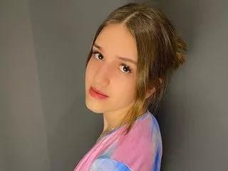 AlinaBabyGirl on Streamate
