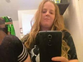 lovehollyann on Streamate