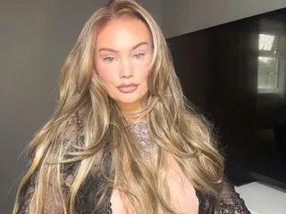 Mia_Mack on Streamate