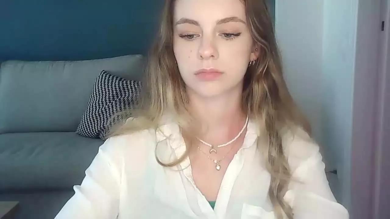 AriaFlirt on Streamray 