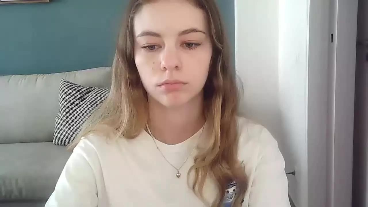 AriaFlirt on Streamray