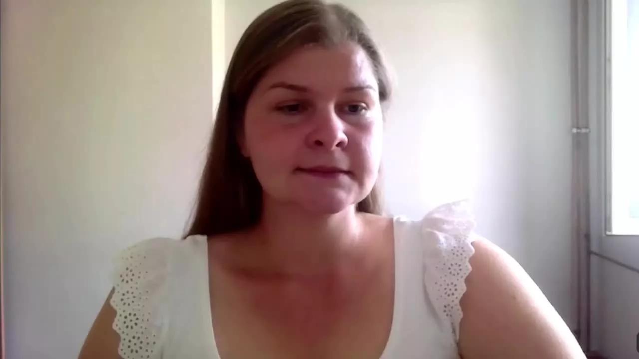 CarolineHeart on Streamray