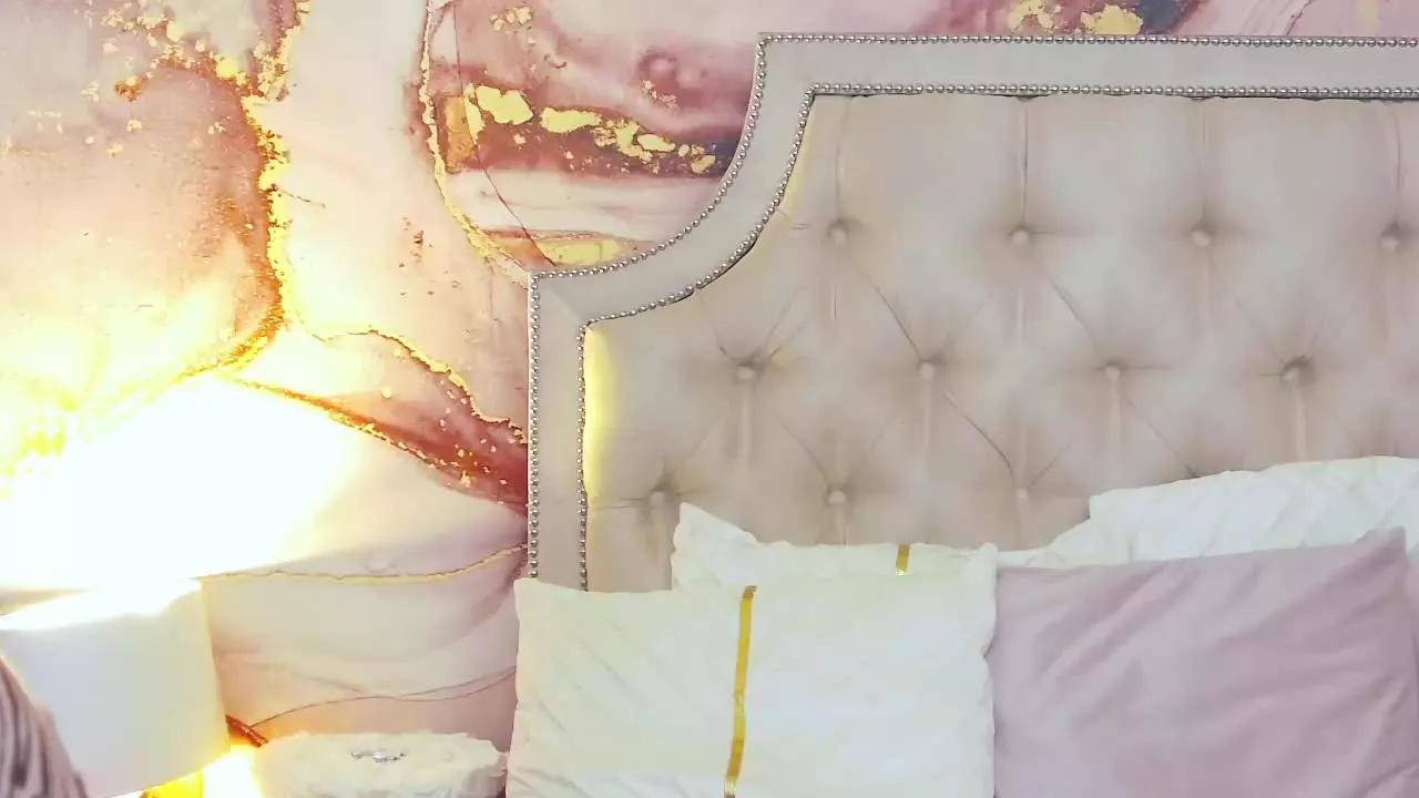 ElaAudrey on Streamray
