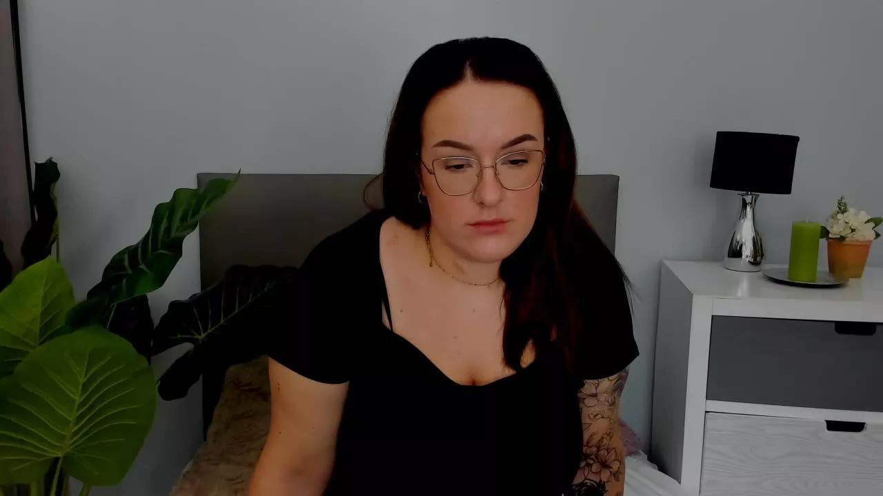 MollyFlowers on Streamray 