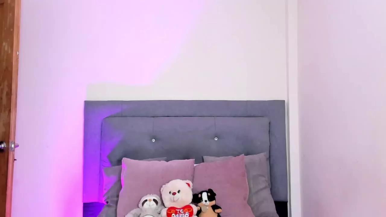 MollyParker on Streamray 