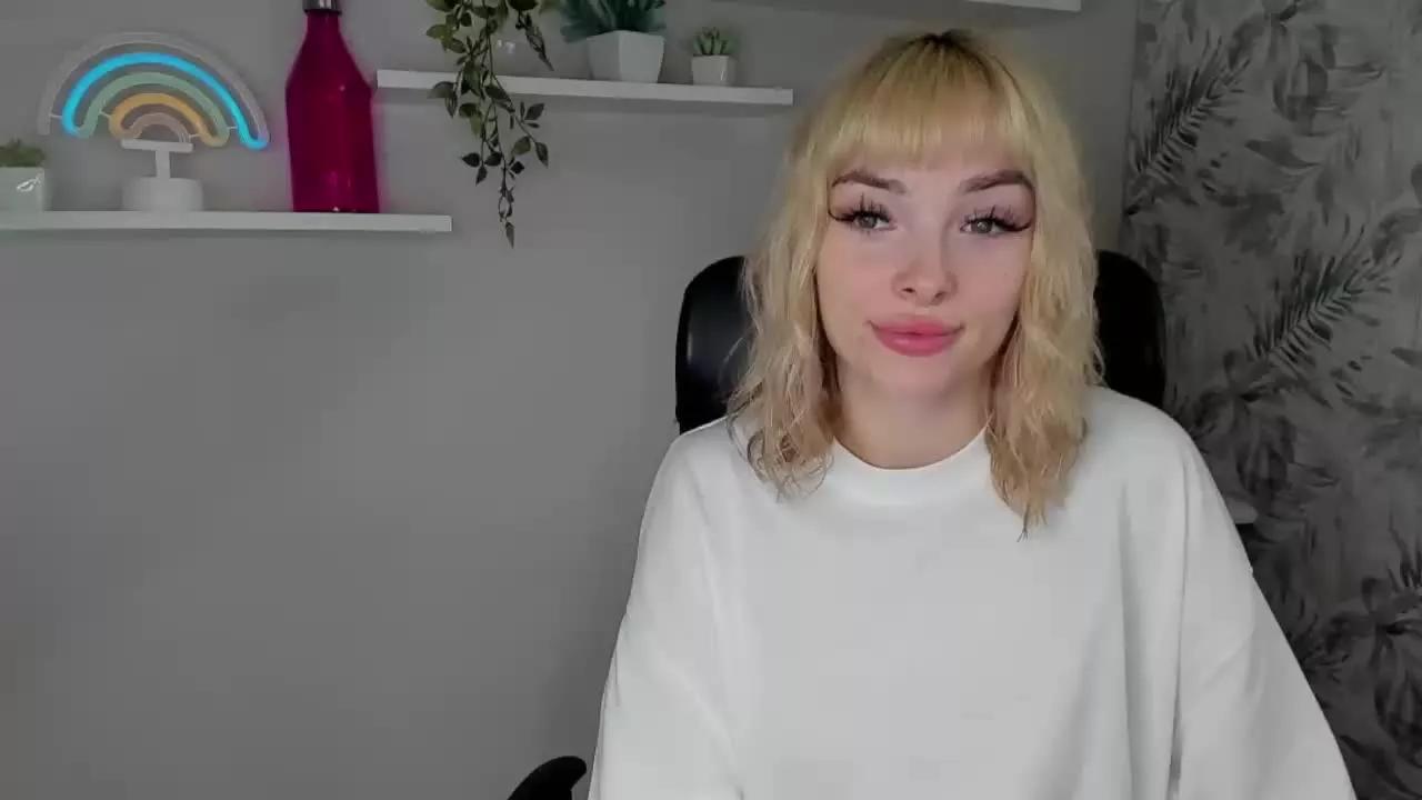 PollyDesire on Streamray 