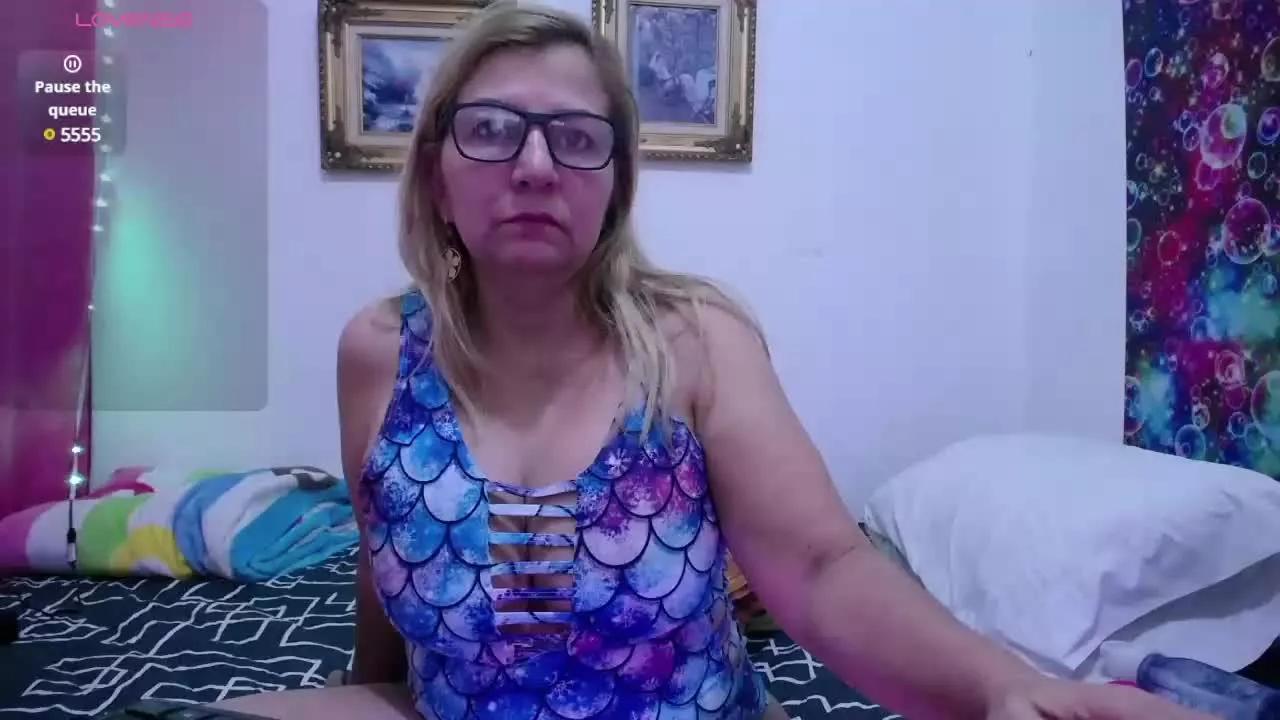 razzisweet on Streamray 