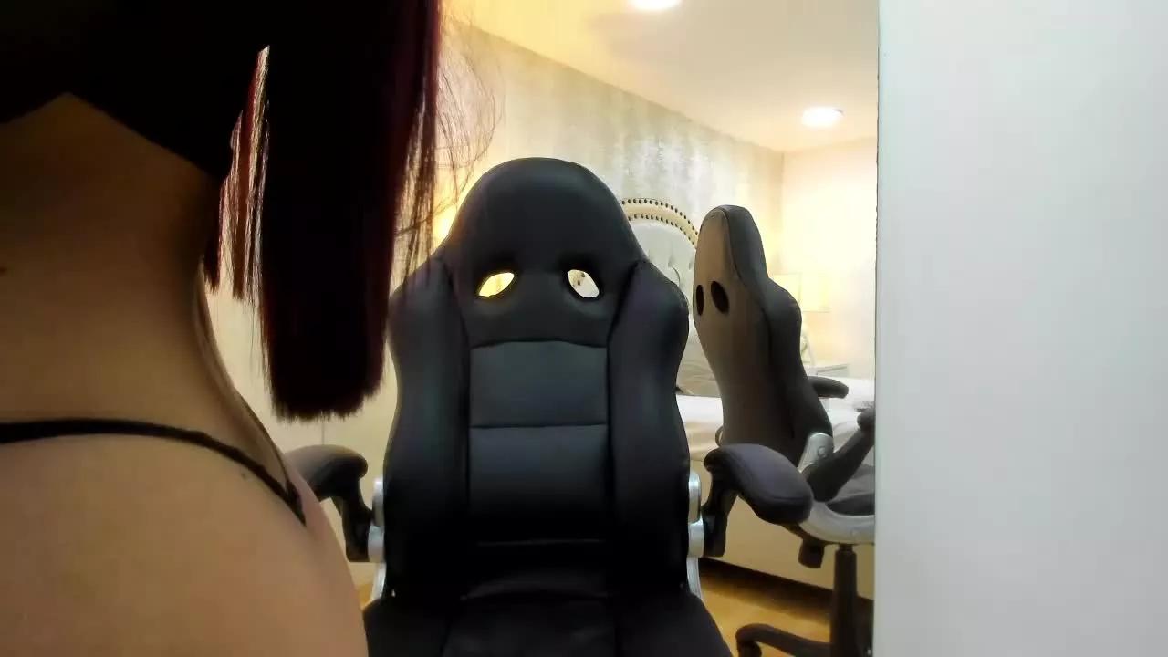 RoxannaFord on Streamray