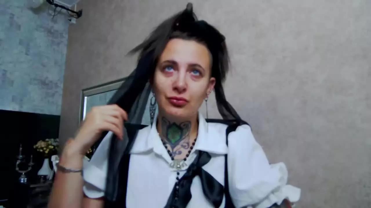 SelenasJones on Streamray 