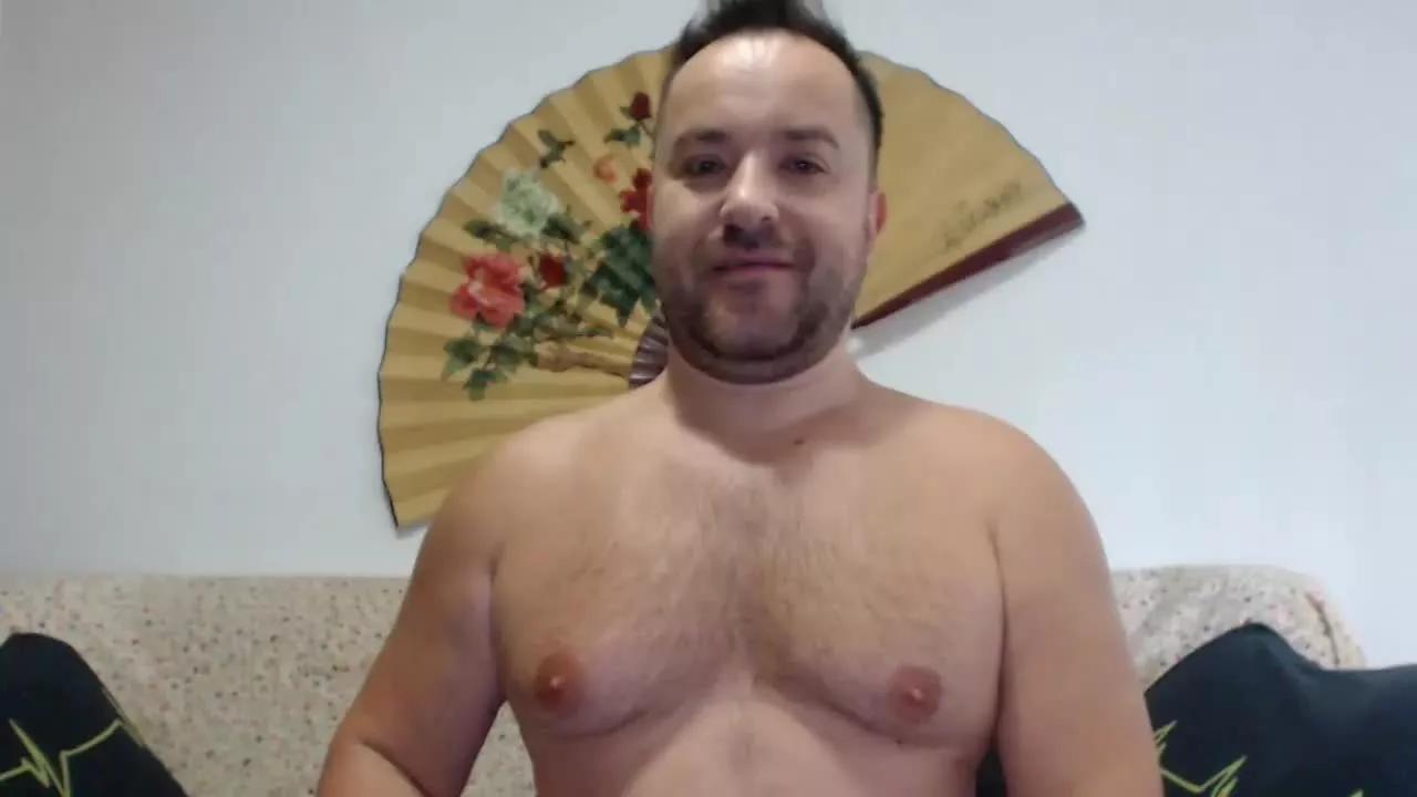 Stud10inch on Streamray