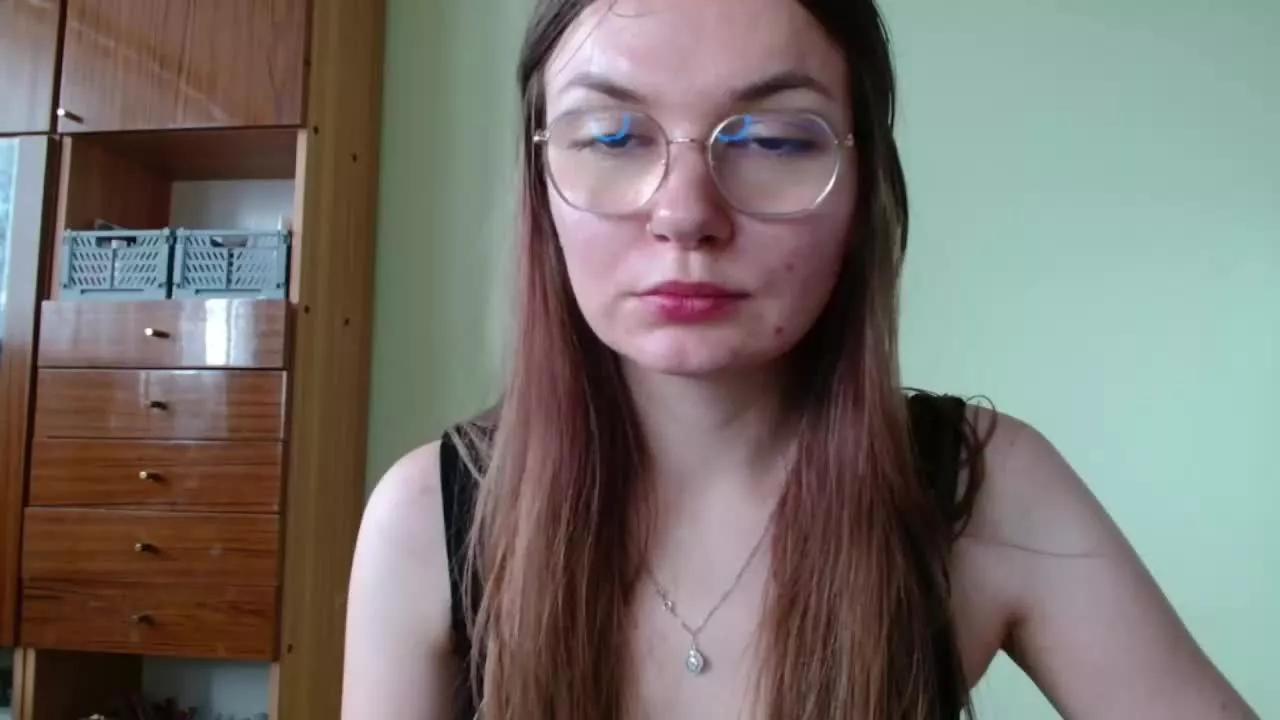 tastyELLYY on Streamray 