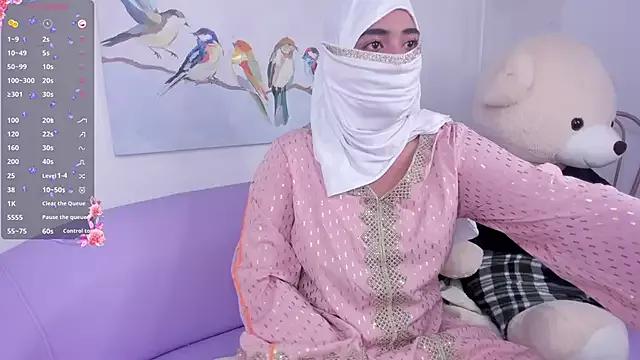 Aaliyah_arabic on StripChat 