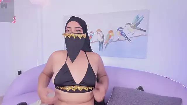 Aaliyah_arabic on StripChat 