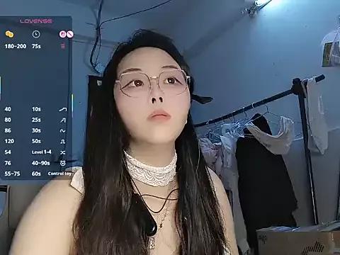 aimi-bb on StripChat 
