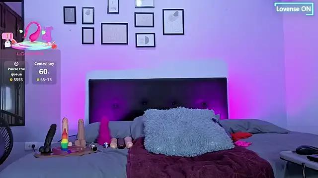 AlanaParker6_ on StripChat 