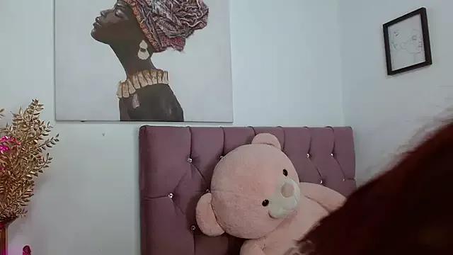 allysonn_fox on StripChat 