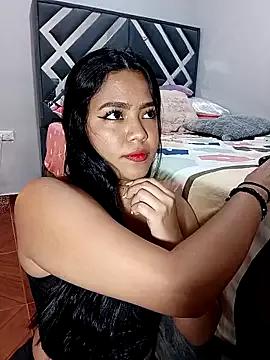 anahi_evans19 on StripChat 