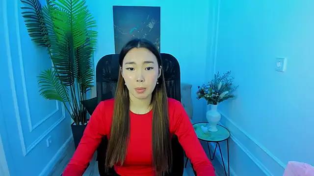 AnnaReyla on StripChat 