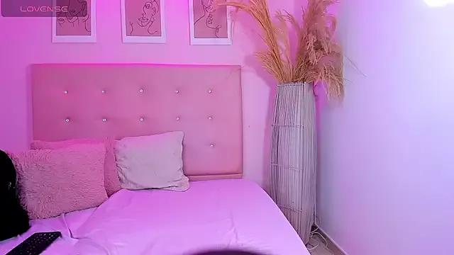 ANNIE_DOLCE_ on StripChat 