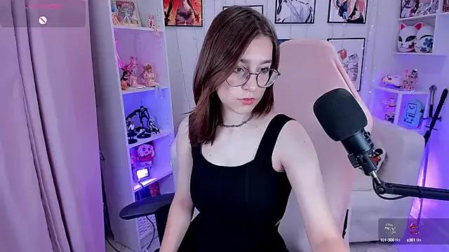 AnnyNextDoor on StripChat