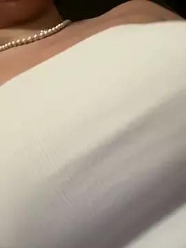 babyyboomm on StripChat 