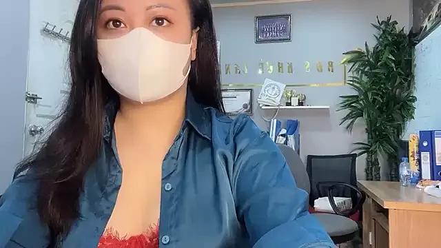 Bamboo_Swetie on StripChat 