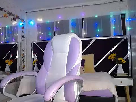 BunnyBliss_hot on StripChat 