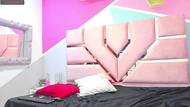 Cattaleyyaxxx on StripChat