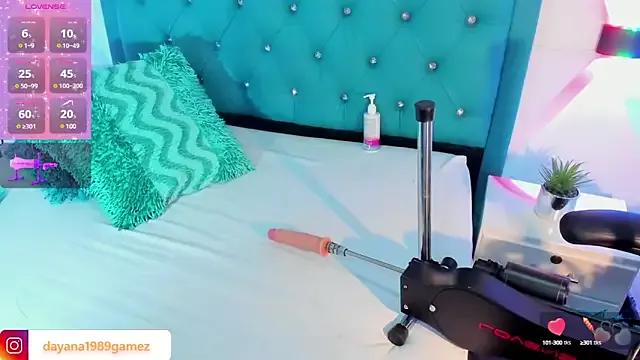 celeste_thompsoon on StripChat 
