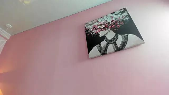 dolly_zoe on StripChat 