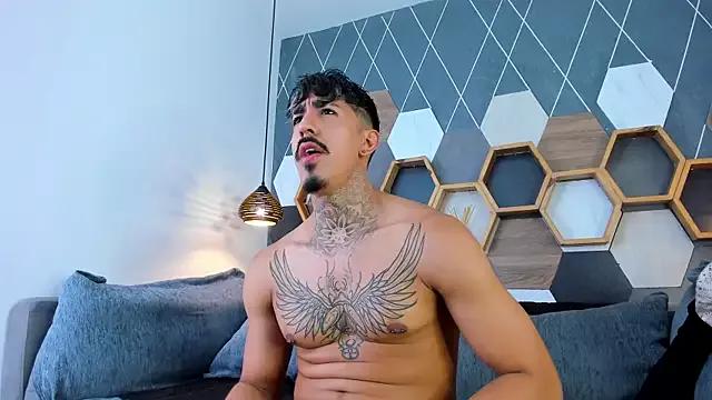 Donovan_Desmond on StripChat 