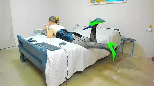 DUSSY_PUSSY on StripChat 