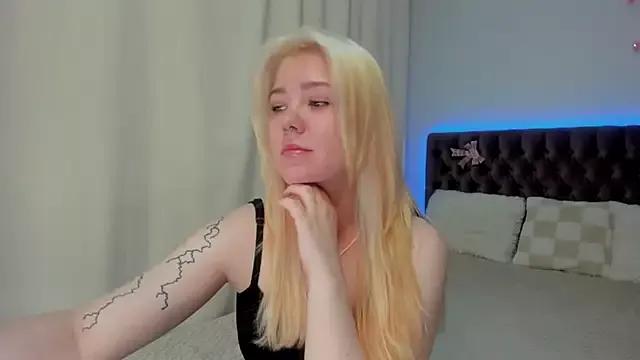 Ella_Mayers on StripChat 