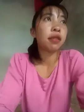 emaame68 on StripChat 