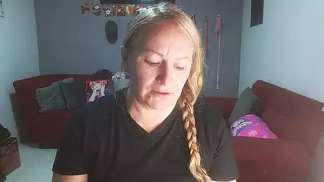 emperabigbootybigass on StripChat 