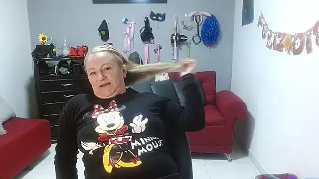 emperabigbootybigass on StripChat 