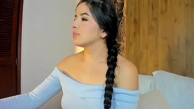 evelin_lopezz on StripChat 