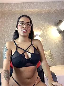 genesissara on StripChat 
