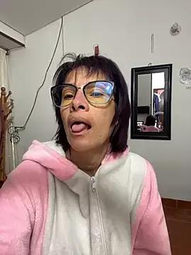 Goddess-Love- on StripChat 