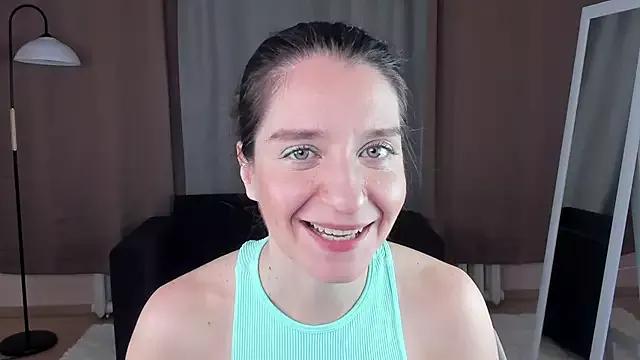 helentasty on StripChat 